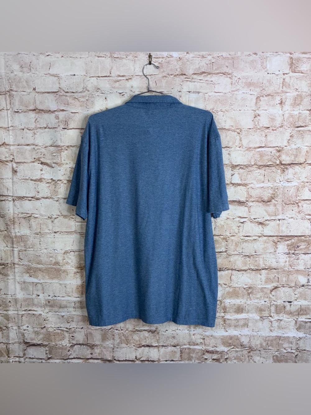 Vuori Men’s  Strato Tech Polo in Pool Blue Heather Size XL - Picture 4 of 5